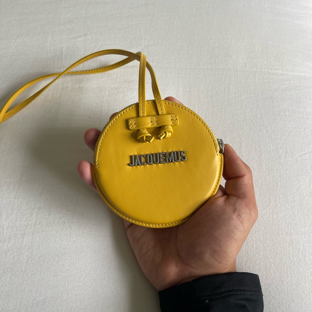 Jacquemus Pouch in Yellow